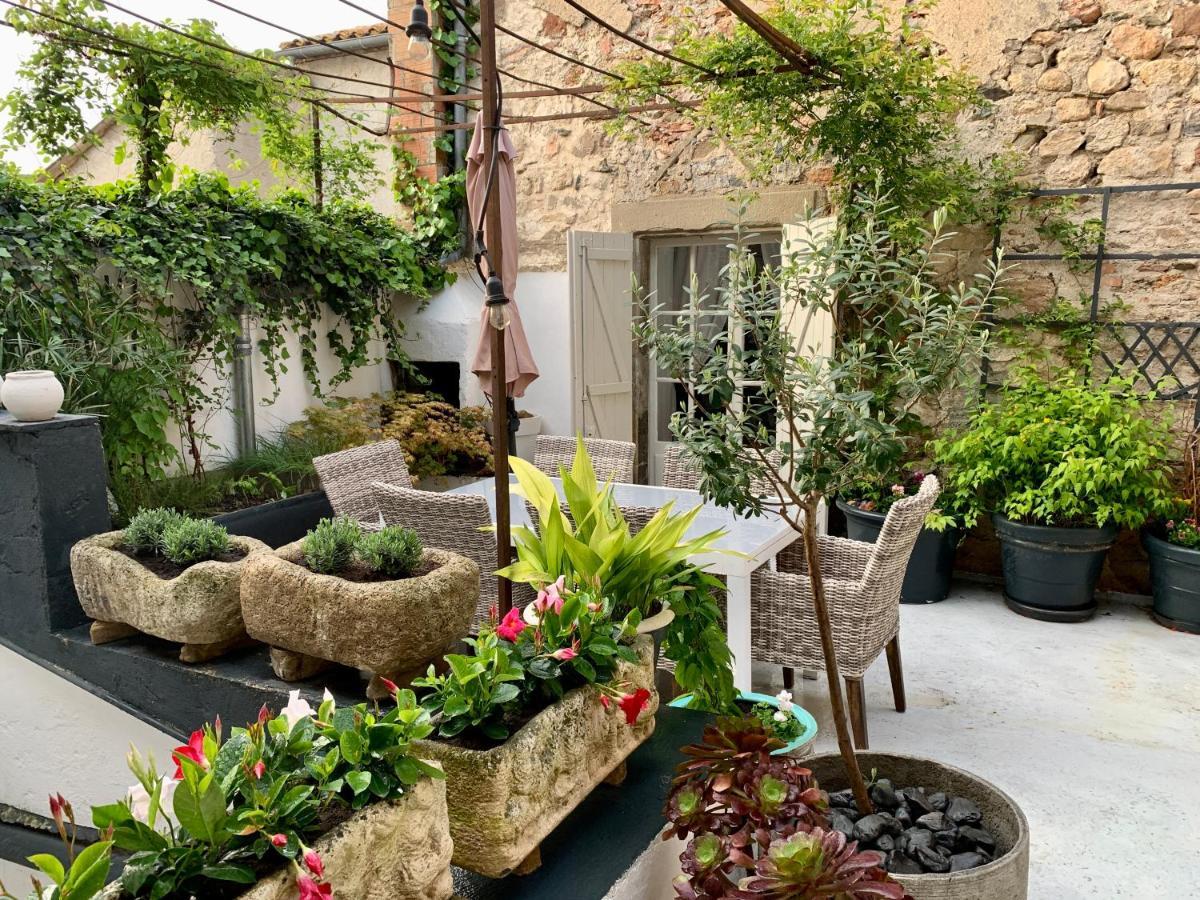 Bed and Breakfast L'Ancienne Boulangerie Caunes-Minervois Exterior foto